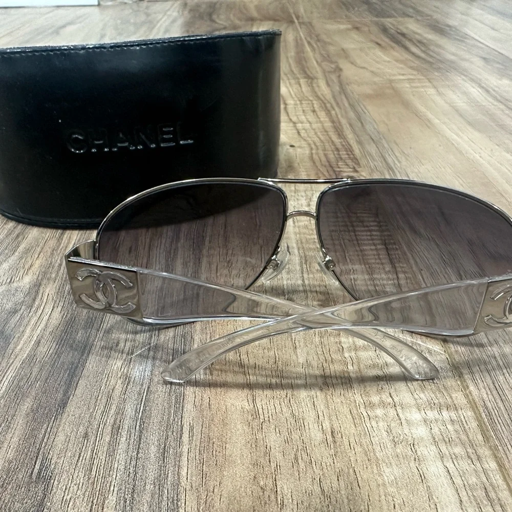 Beautiful Chanel Aviator Sunglasses